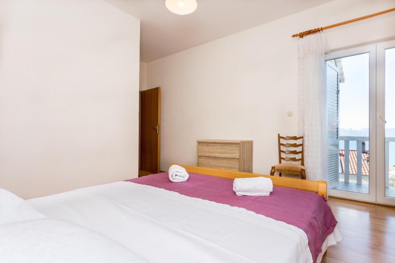 Apartments Magdales Omiš Pokój zdjęcie