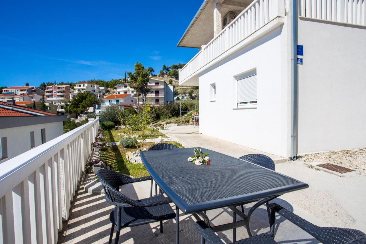 Apartments Magdales Omiš Pokój zdjęcie
