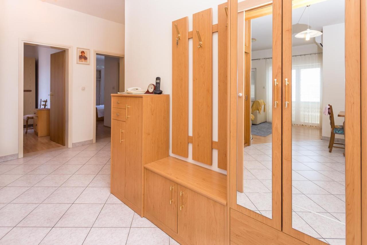 Apartments Magdales Omiš Pokój zdjęcie