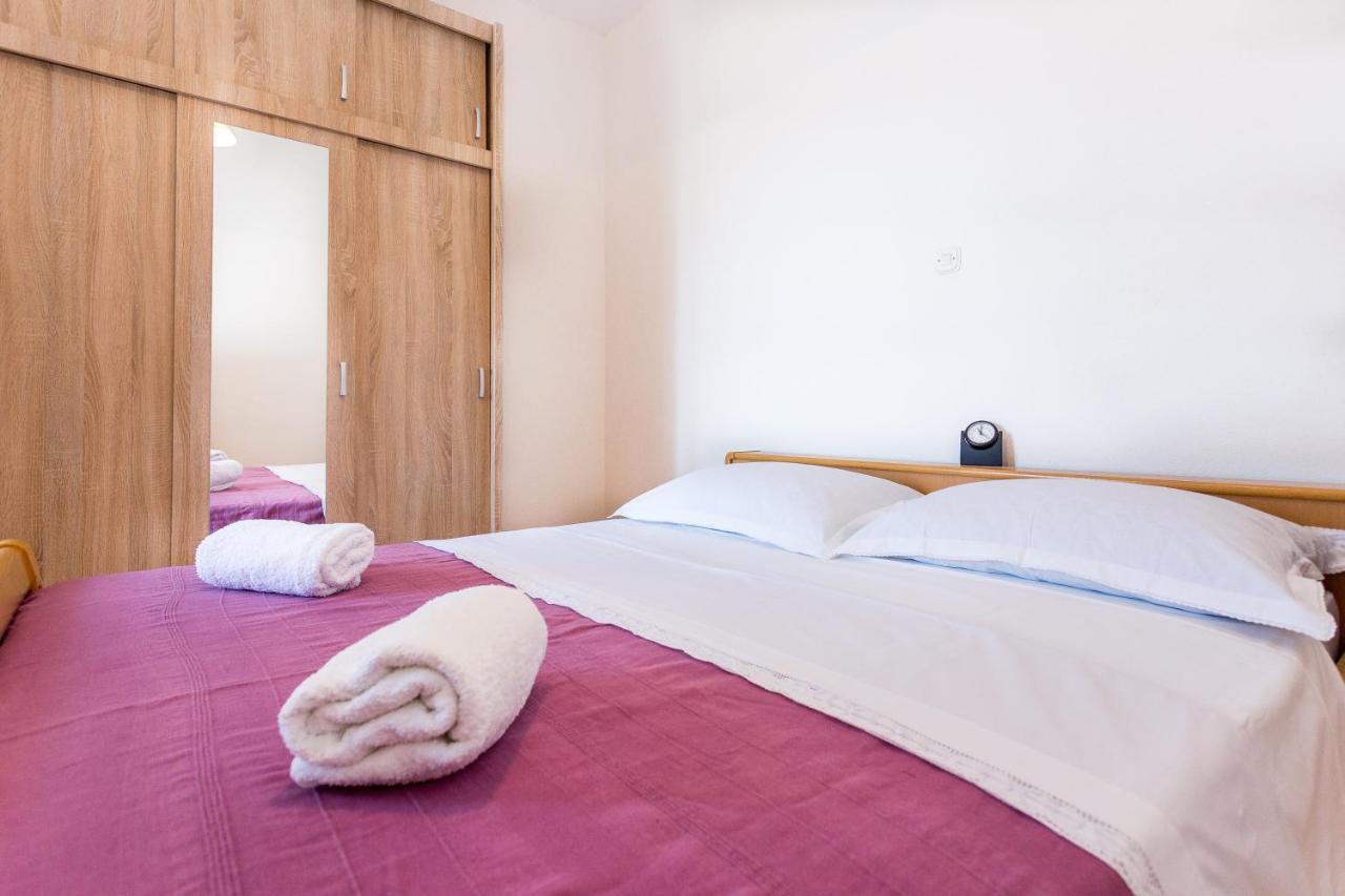 Apartments Magdales Omiš Pokój zdjęcie