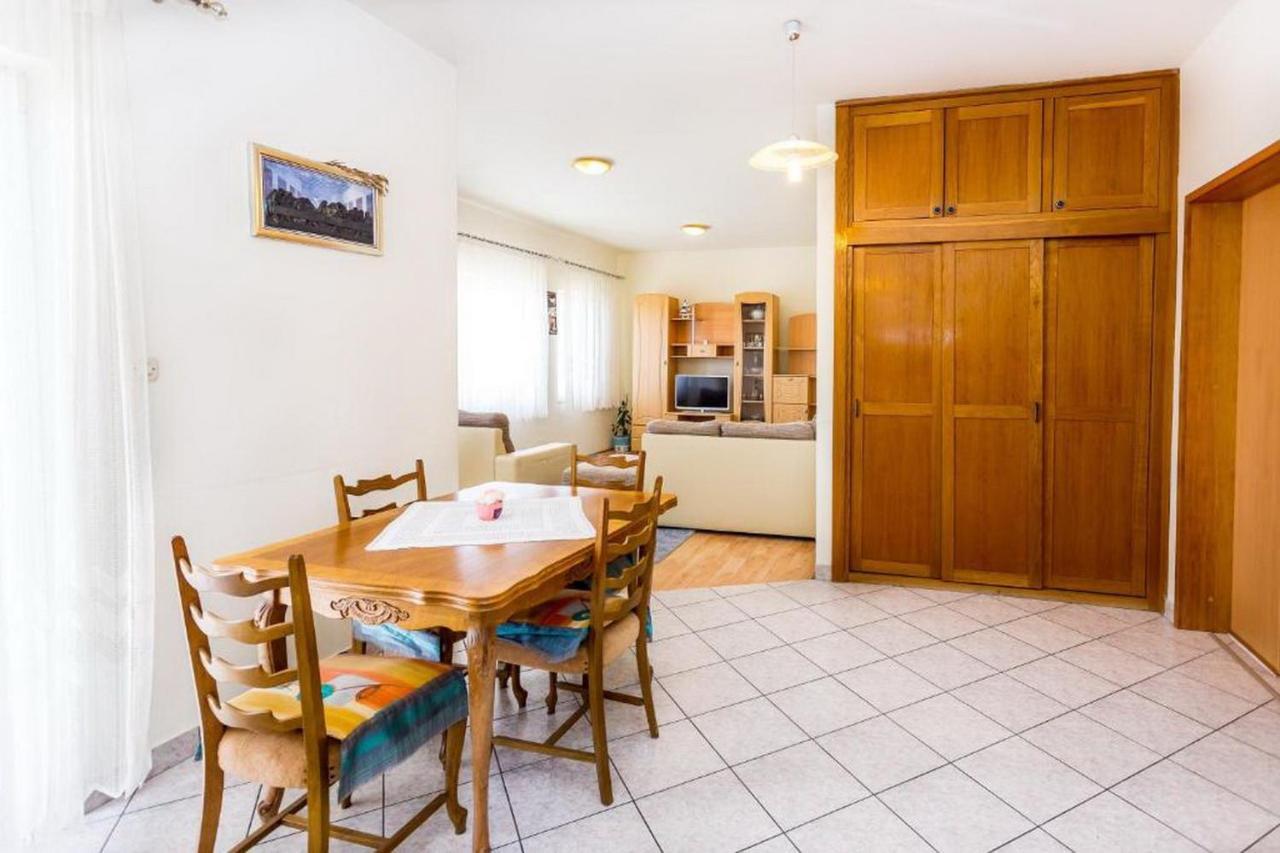 Apartments Magdales Omiš Zewnętrze zdjęcie