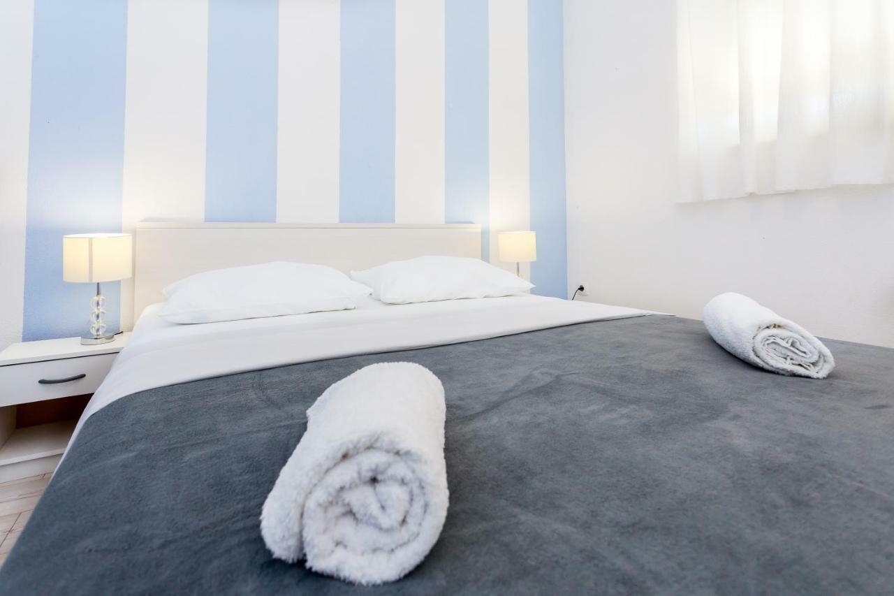 Apartments Magdales Omiš Zewnętrze zdjęcie