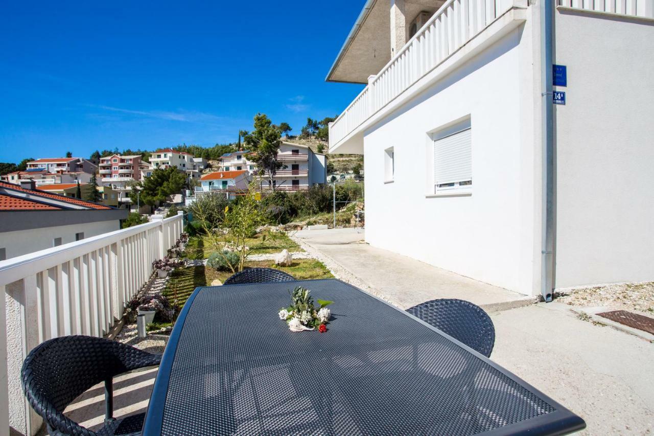 Apartments Magdales Omiš Zewnętrze zdjęcie